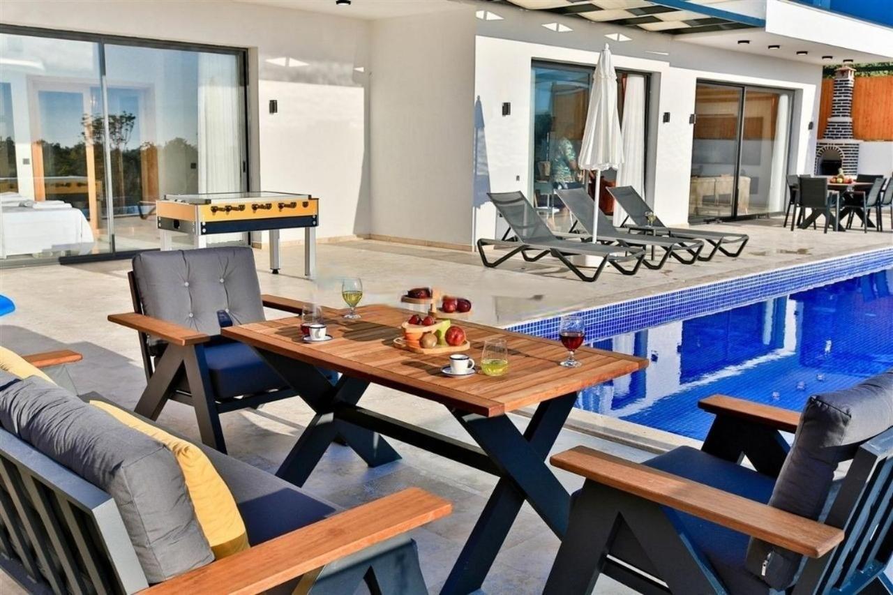 Villa Lycian-Kalkan 3 Bedroom-2 Jakuzzies-Sauna-Turkish Hamam-Huge Private Pool&lovely garden Kas Bagian luar foto