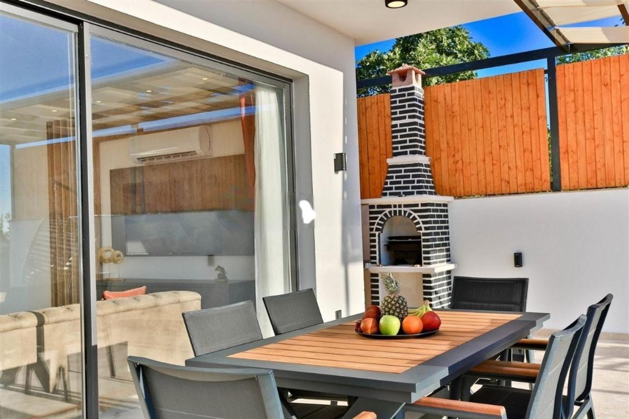 Villa Lycian-Kalkan 3 Bedroom-2 Jakuzzies-Sauna-Turkish Hamam-Huge Private Pool&lovely garden Kas Bagian luar foto
