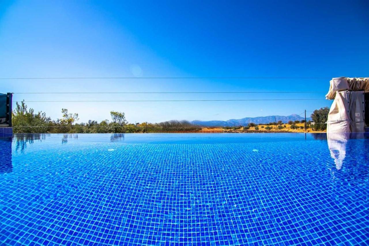 Villa Lycian-Kalkan 3 Bedroom-2 Jakuzzies-Sauna-Turkish Hamam-Huge Private Pool&lovely garden Kas Bagian luar foto